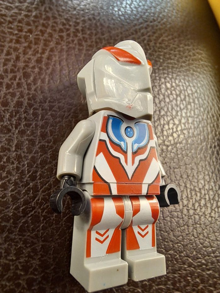 Figurine Lego compatible Ultraman - photo numéro 3