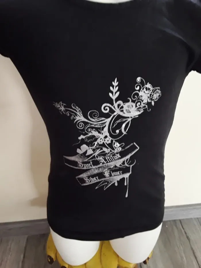 Tee-shirt manches courtes 10 ans - photo numéro 2
