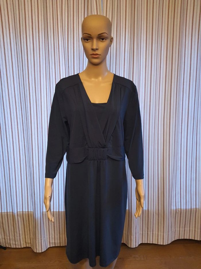 Jolie Robe bleu marine Charles Vögele fr be 46 - photo numéro 5