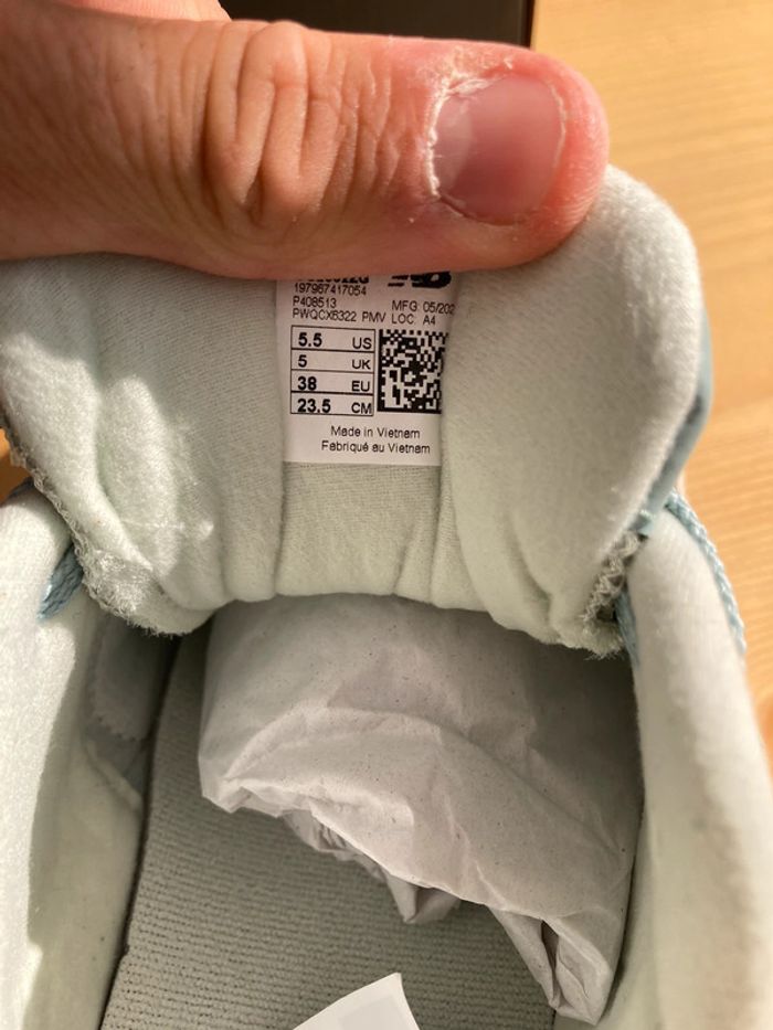 Baskets Basses Femme New Balance 2002R Pistache - Taille 38 - photo numéro 5