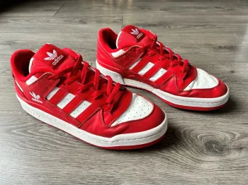 Baskets Adidas Forum Low CL Taille 44