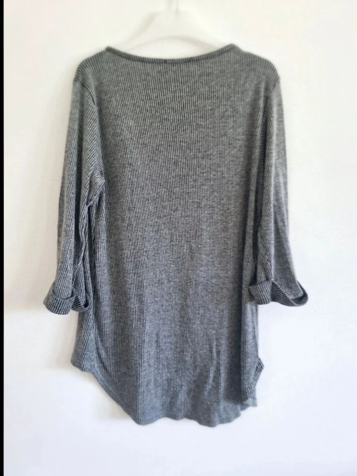 Blouse avec col réglable V.    T38-M - photo numéro 4