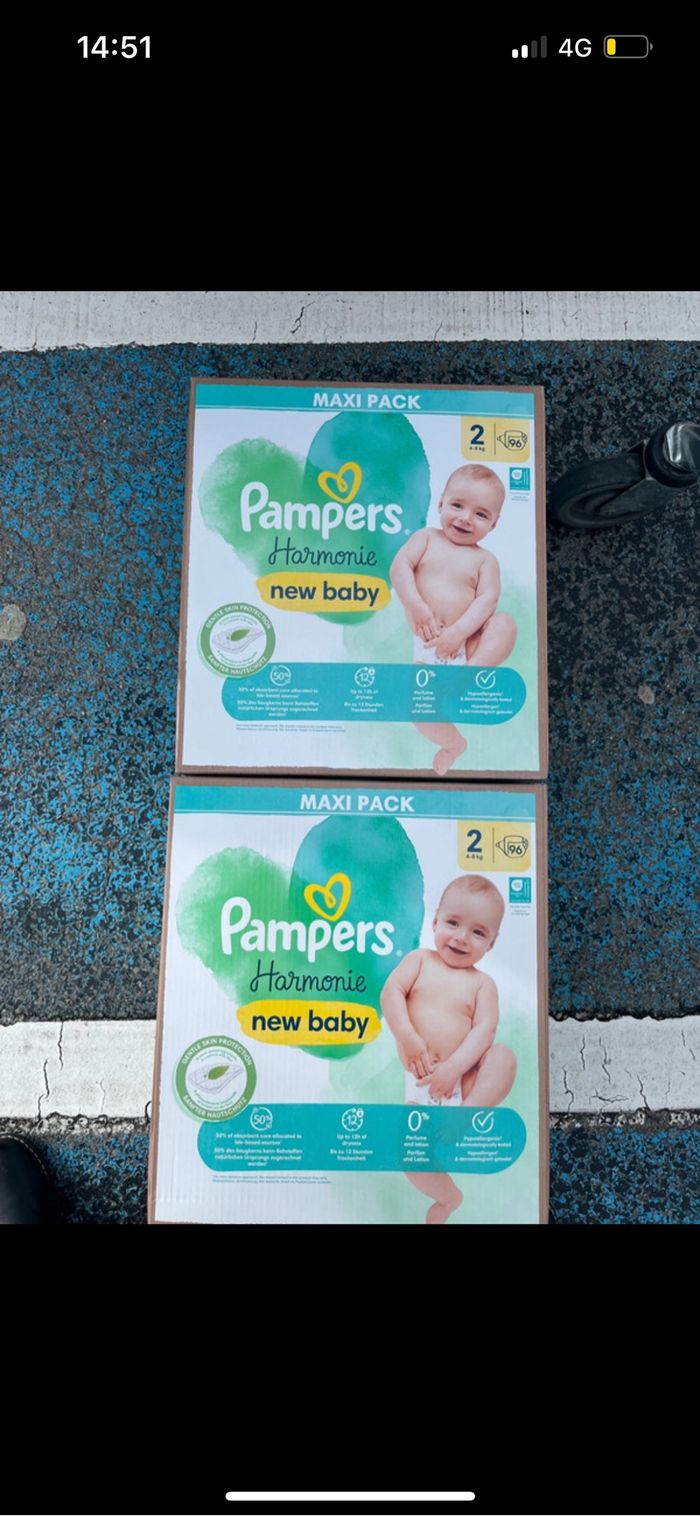 2cartons couches t2 harmonie Pampers