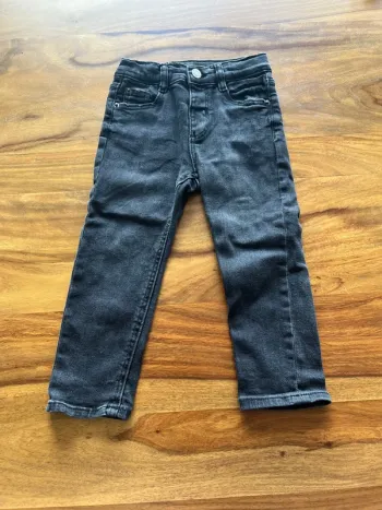 Jean noir Zara