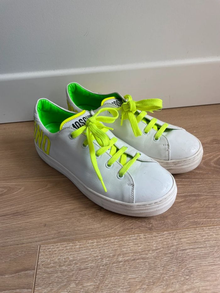 Baskets Moschino Teen blanches et jaune fluo