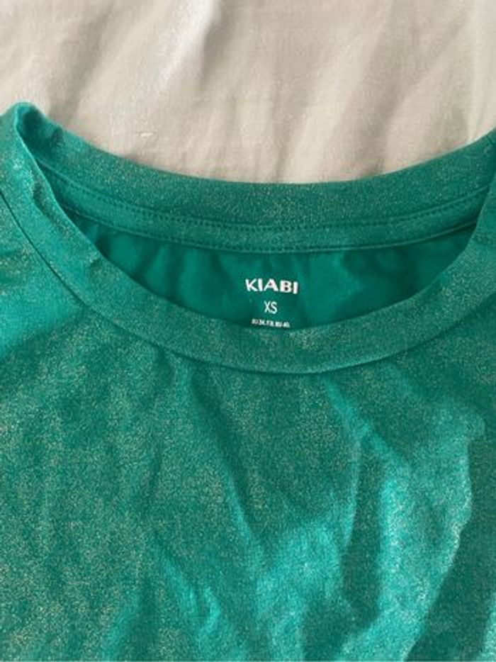 T-shirt Kiabi - Taille XS - Neuf avec étiquette - photo numéro 3
