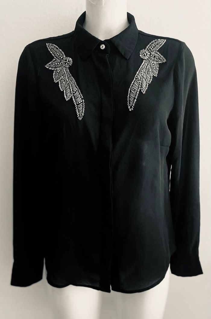 Chemise transparente à perle