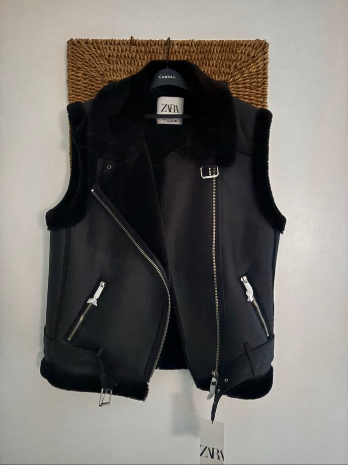 Veste sans manches Zara fourrées neuve taille M