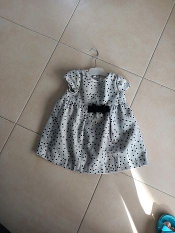 Robe Zara 24 mois