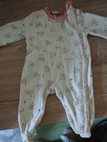 Lots pyjama et gilets