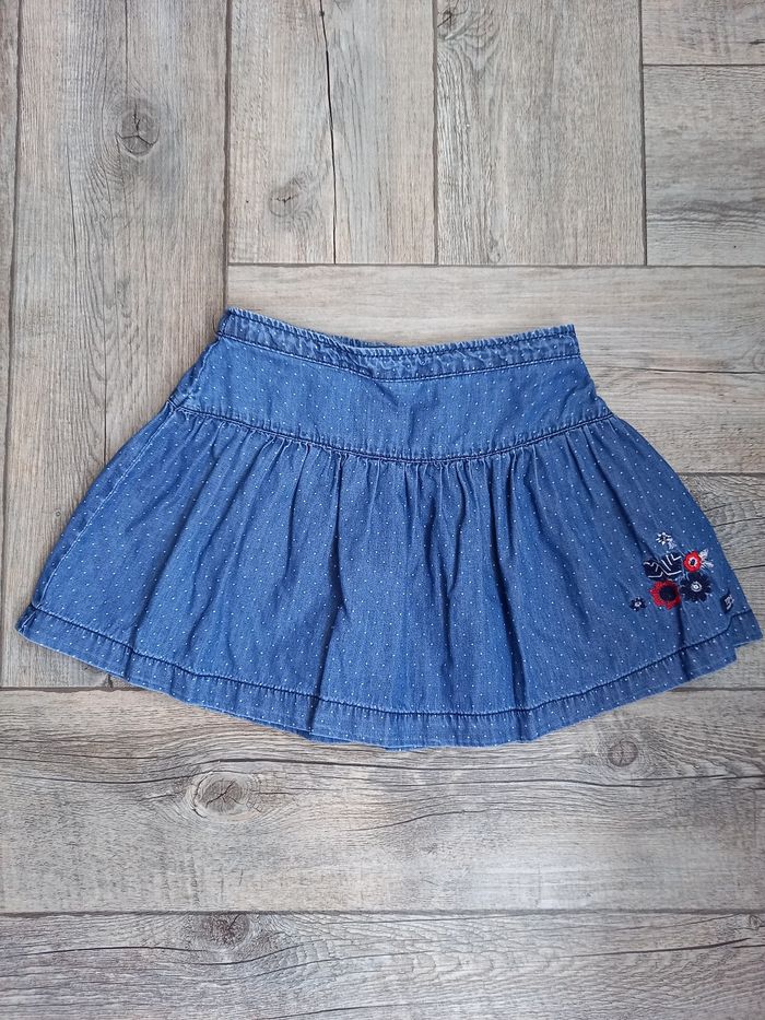 Lot vêtements  5 ans fille - photo numéro 3