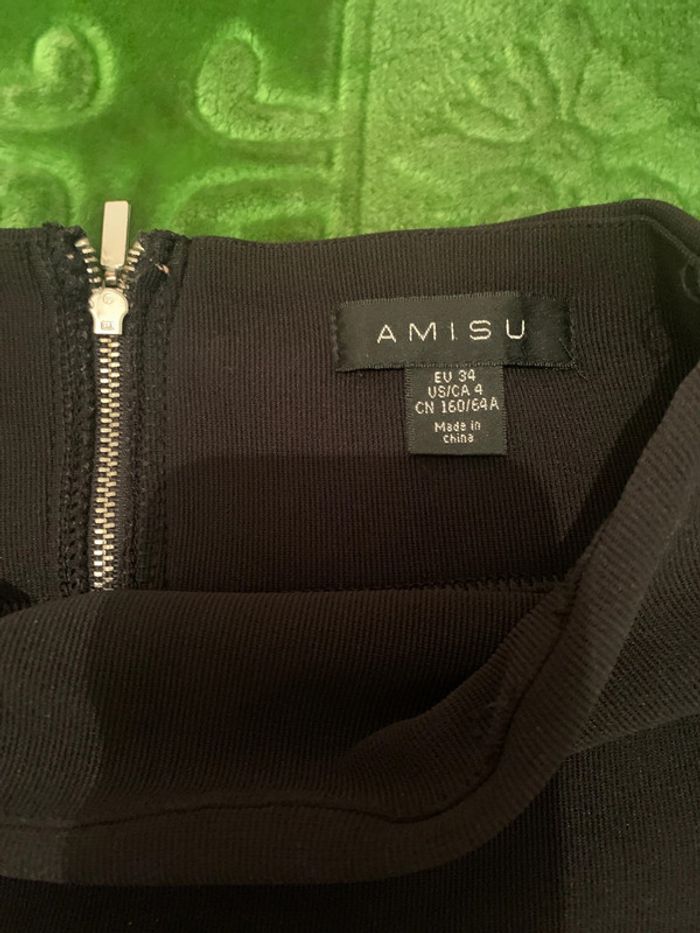 minijupe noire - photo numéro 4