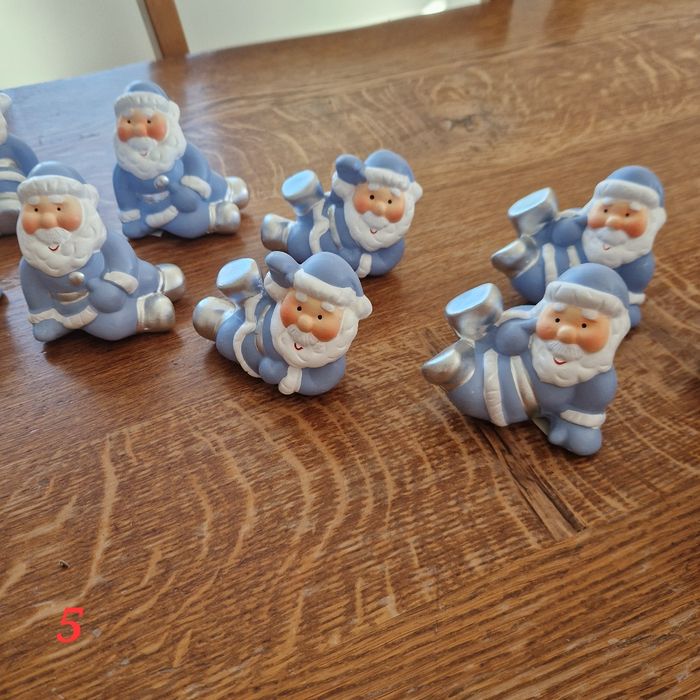 Lot de 11 Pères Noël en céramique, Neufs avec étiquettes - photo numéro 5