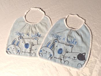 Bavoirs Bleus Têtes Animaux Lapin Ourson Chat Ecriture Tous Table Accessoire Petits Enfants Bébés