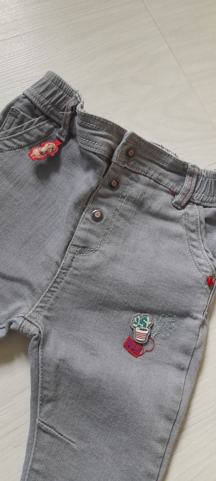 Jeans T 6 mois - photo numéro 2