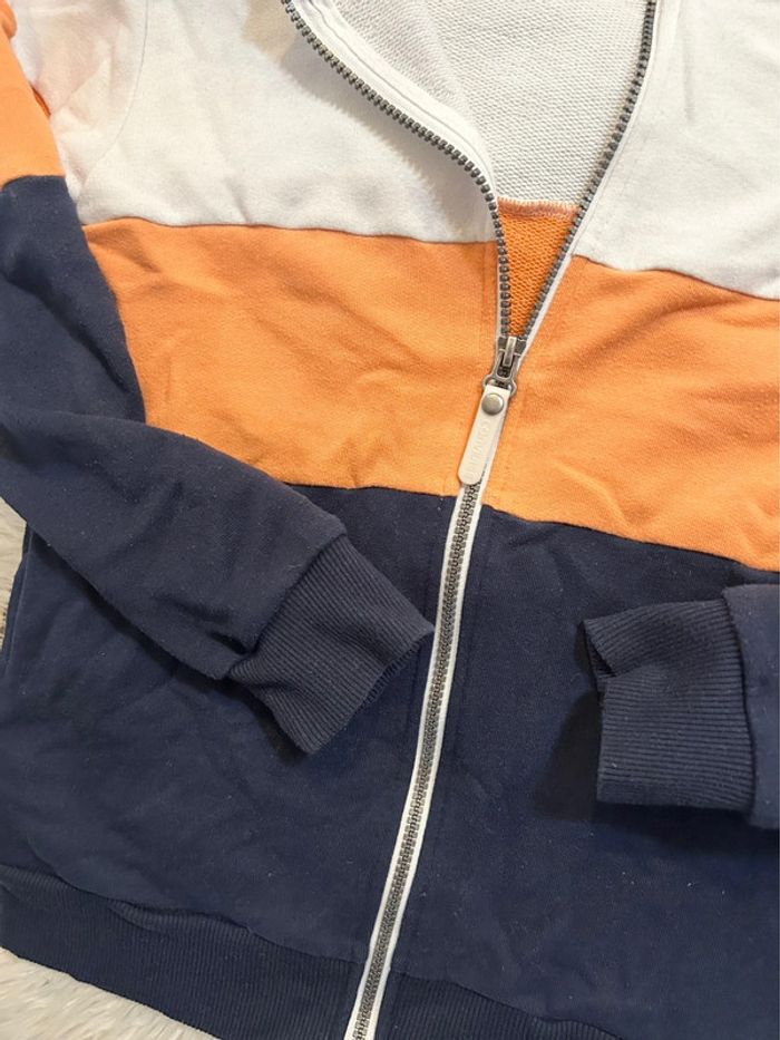 Garçon 👦🏻 Gilet a capuche sport converse taille 10/12 ans - photo numéro 2