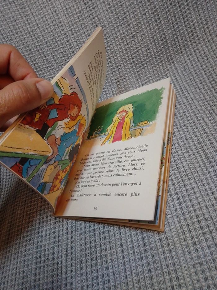 La maîtresse est amoureuse N.148 J'aime Lire - Ed. Bayard - photo numéro 3