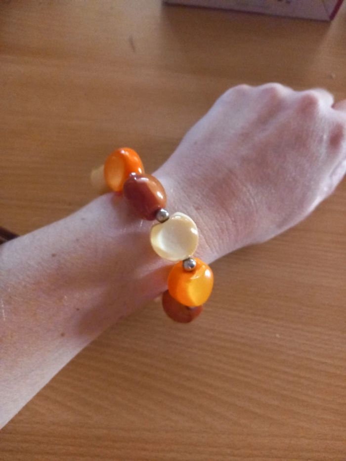 💝 Bracelet en grosses perles - photo numéro 2