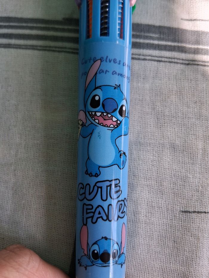 Stylo gel 10 couleurs Stitch