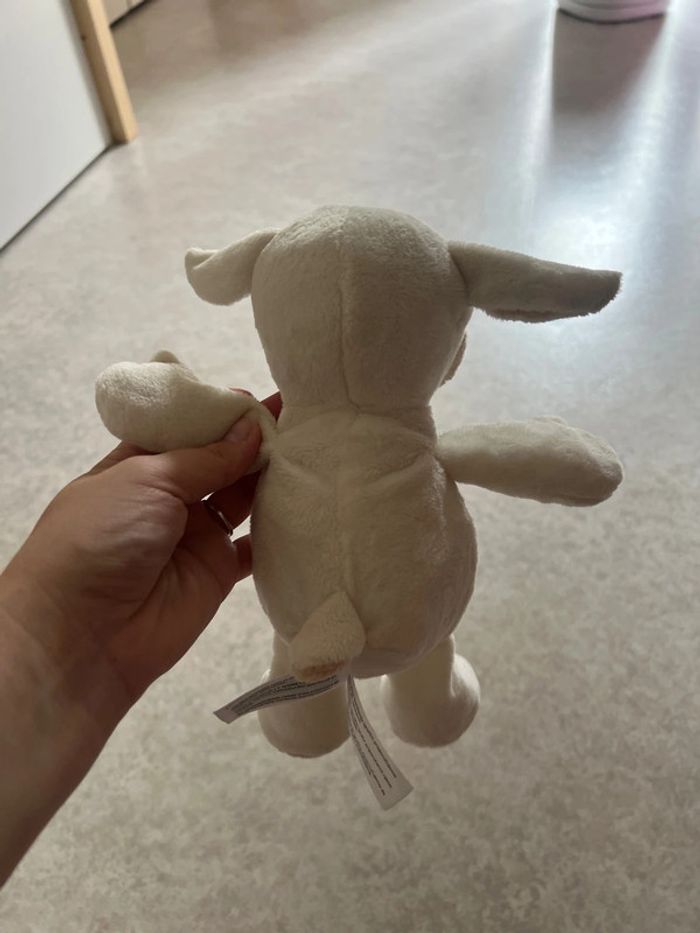 Peluche mouton Kinder - photo numéro 3