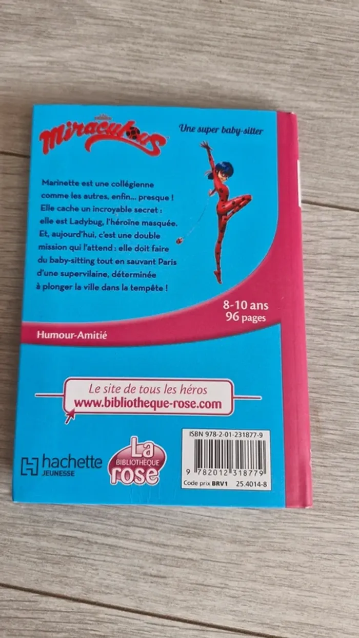 Livre miraculous "Une super baby sitter" - photo numéro 2