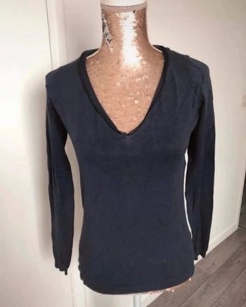Pull marine Col V naf naf XS