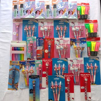 31 Paquets de feutres - Stylo - Surligneurs Stabilo - Hello Kitty - Disney...