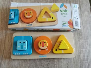 Puzzle d'encastrement en bois Djeco en très bon état