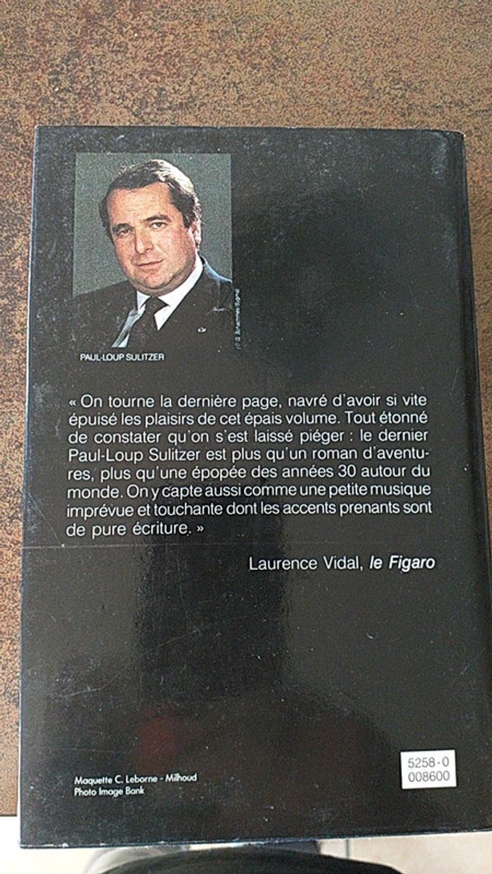 Livre roman - photo numéro 2