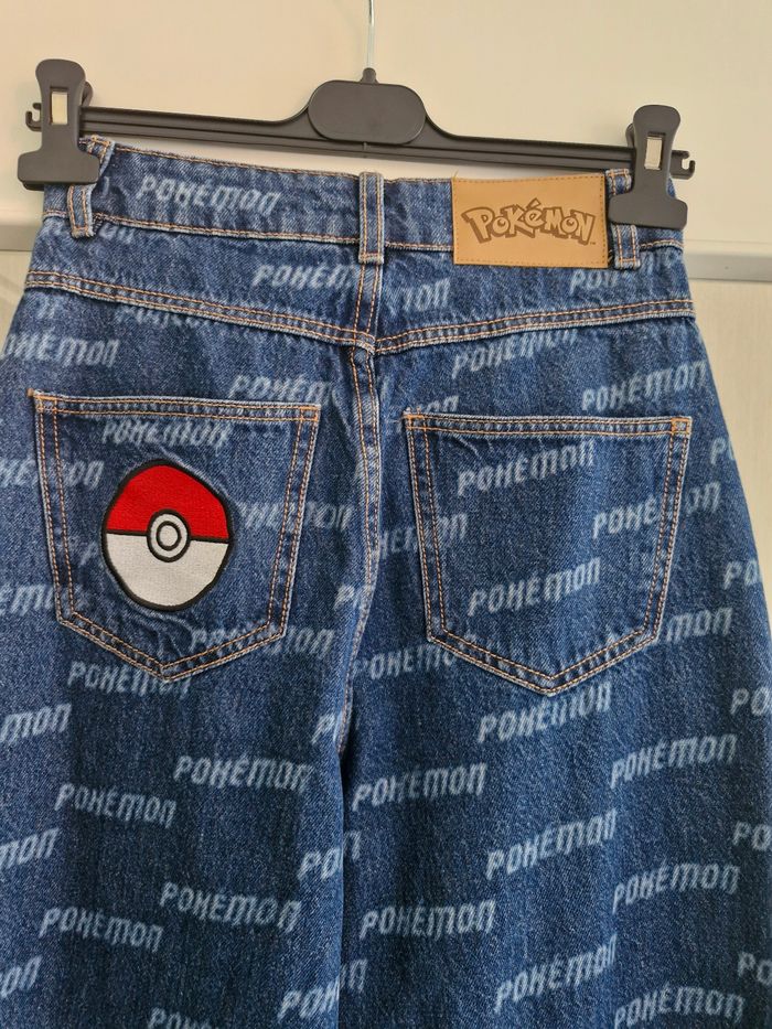 Jean JENNYFER POKÉMON Taille 34 Neuf - photo numéro 5