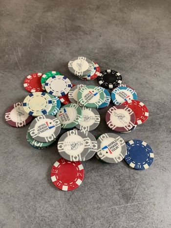 50  pions de jokers + autre 