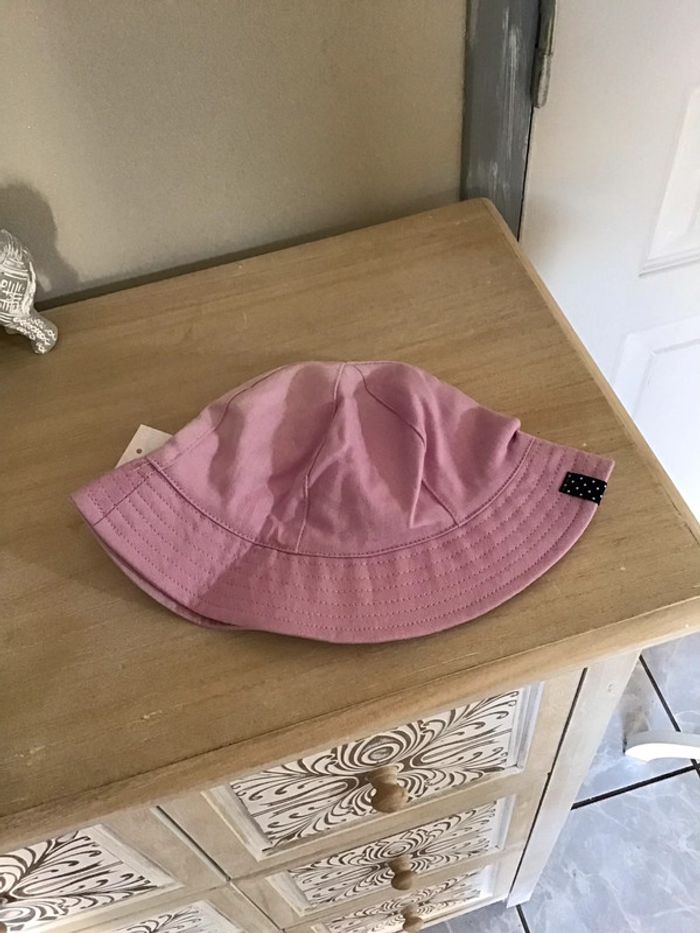 Chapeau bob fille couleur lilas taille 48 marque Herlaine