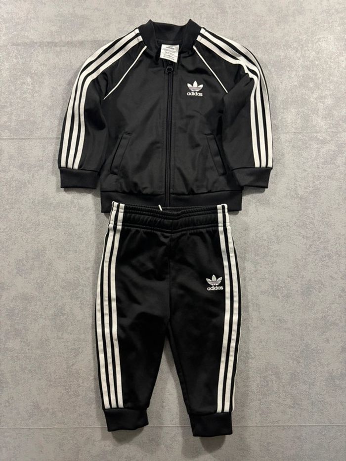 Ensemble Adidas Noir Taille 9/12mois