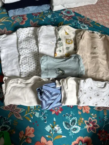 Lot 3 de 10 bodys manches longues