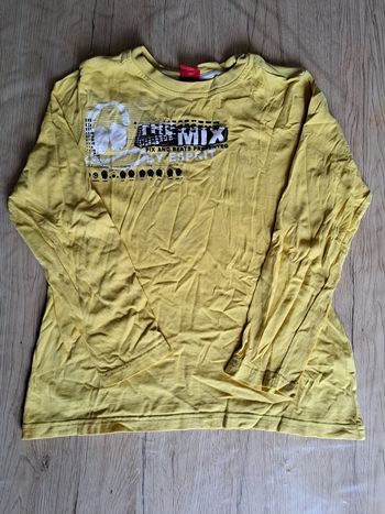 Tee-shirt manches longues taille 8-9 ans