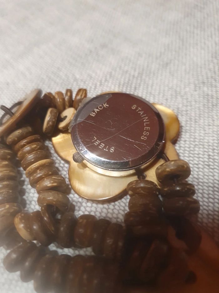 Montre aspect bois - photo numéro 3
