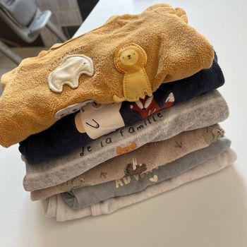 Lot de 6 pyjamas en 1 mois