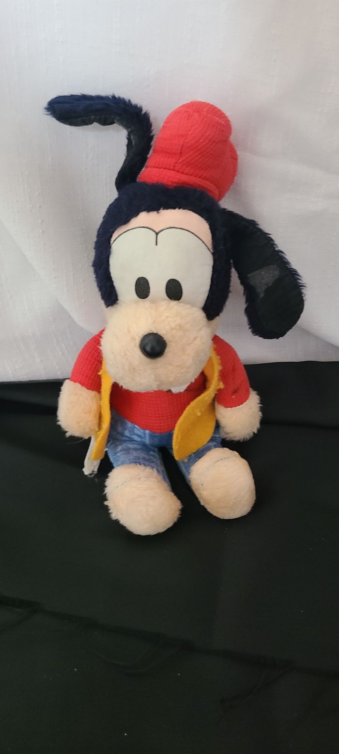 peluche années 80 loufoque rare vintage gilet jaune & chemise et jeans rouges ! Disney Plushy - photo numéro 2