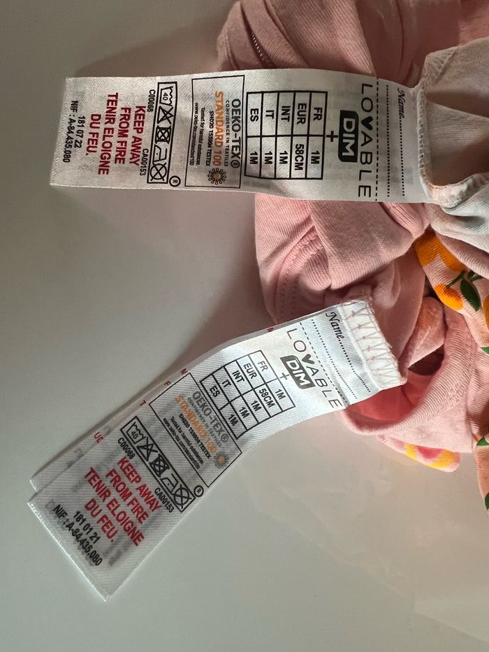 Lot de deux pyjamas zip fermeture éclair dim neuf taille 1 mois - photo numéro 4