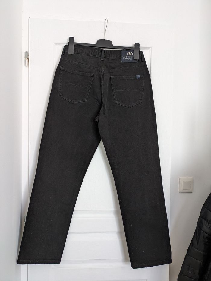 Jean droit noir - Valentino - taille 34 (FR 44) - photo numéro 4