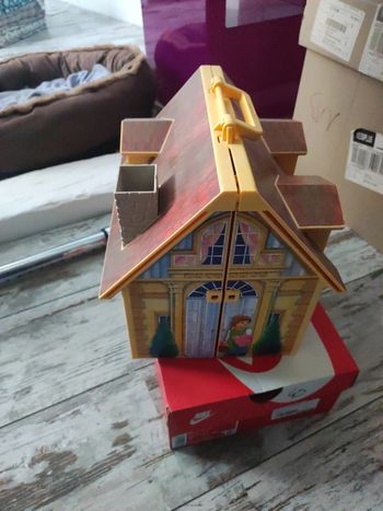 Maison transportable playmobil