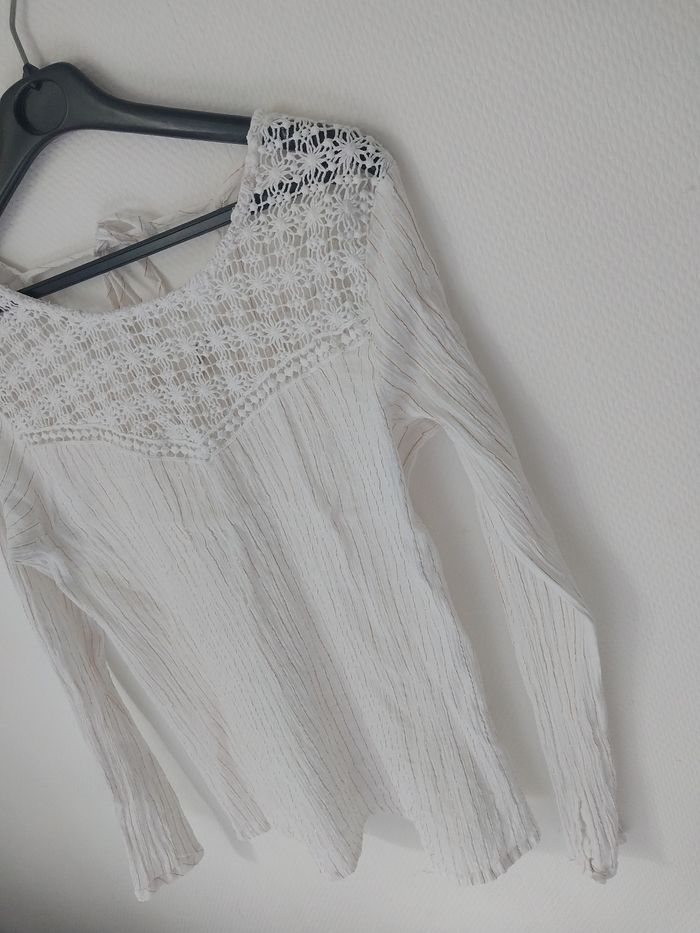 Haut blanc à rayures dorées – Taille 42 - photo numéro 7