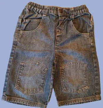 bermuda taille 23 mois
