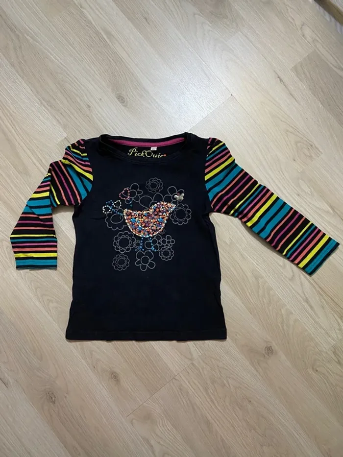 Lot de 2 t-shirts à manches longues + 1 offert taille 5 ans - photo numéro 3