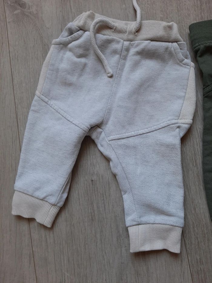 Lot 2 pantalons 6mois - photo numéro 4