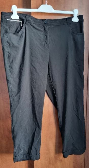Pantalon noir taille 42-44