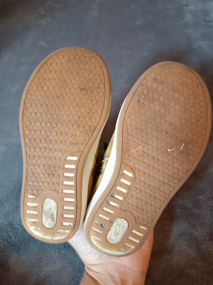 Chaussures couleur moutarde - photo numéro 9