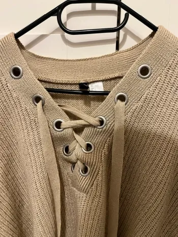 Pull beige pour le printemps