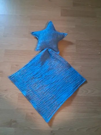Doudou étoile fait main