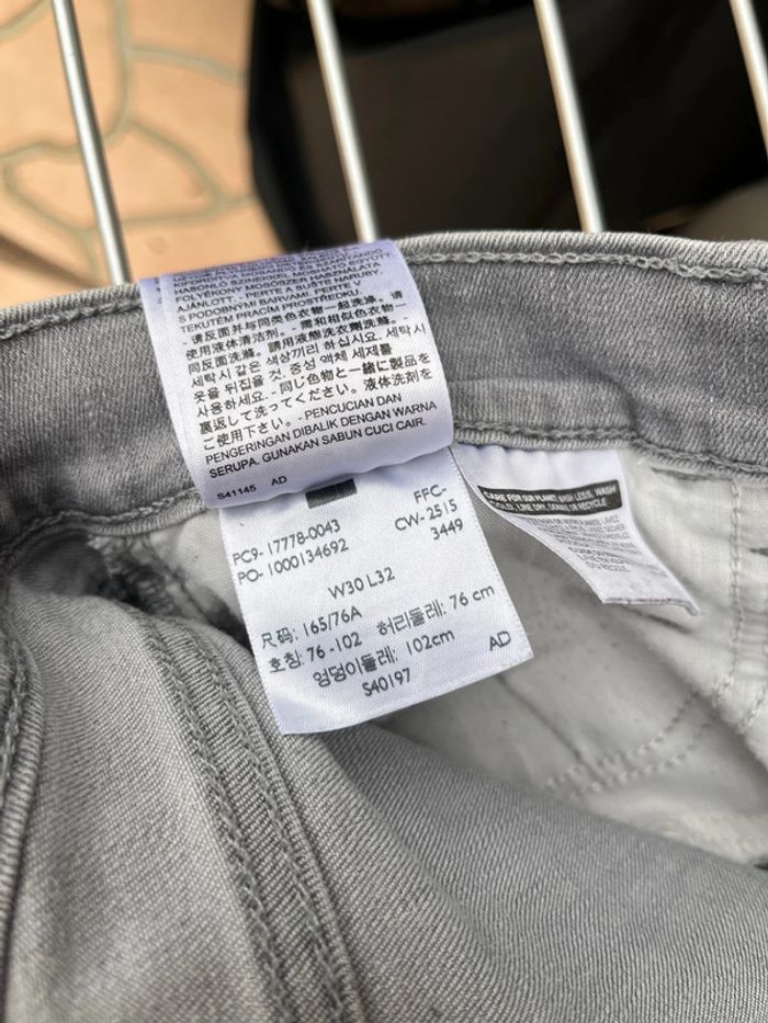 Jeans levis gris - photo numéro 9
